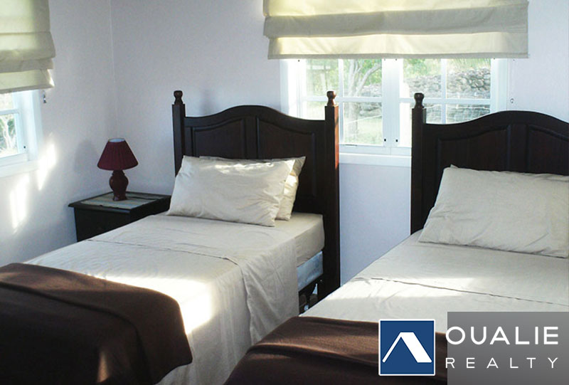 8 of 11 from Oualie Realty