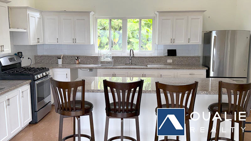 3 of 13 from Oualie Realty