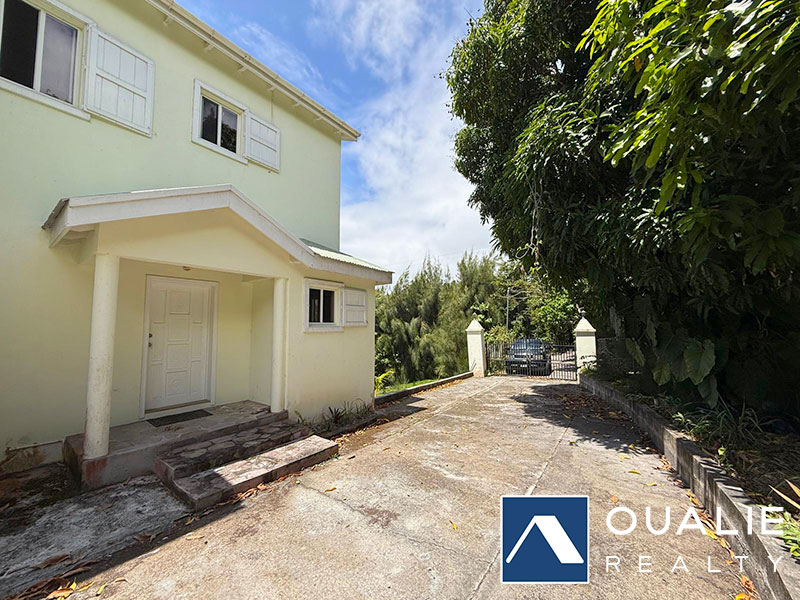 11 of 13 from Oualie Realty