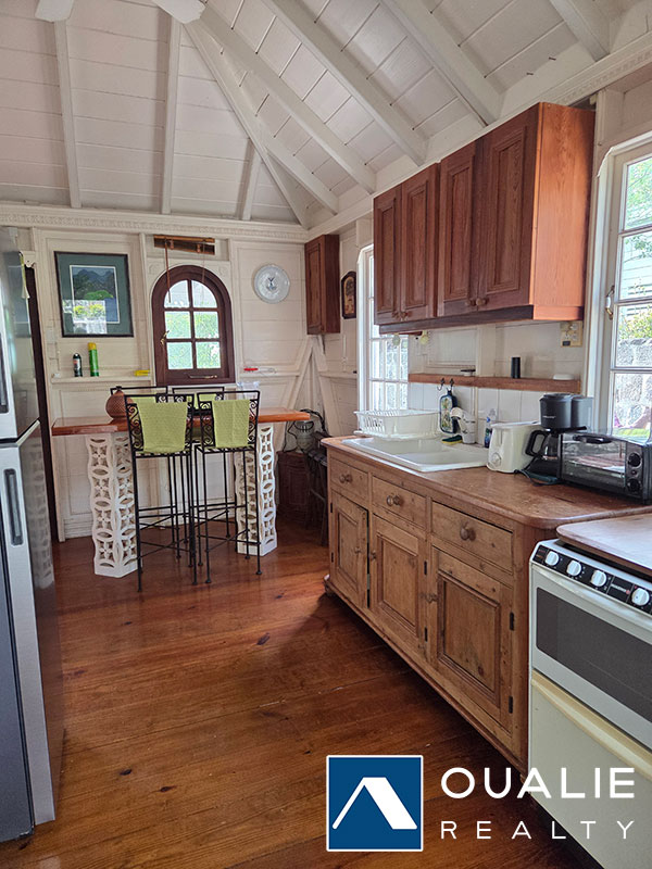 22 of 28 from Oualie Realty